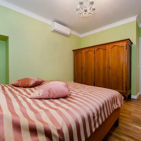 Adriatic Royal Sea View Apartment *