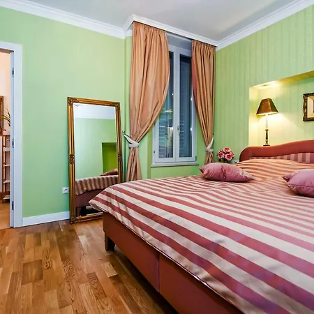 Adriatic Royal Sea View Apartment Rovinj